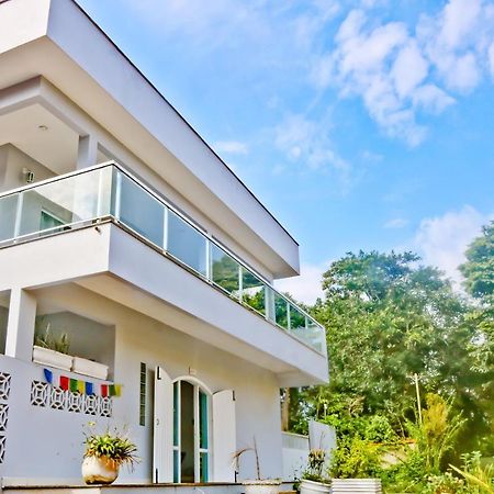 Casa Mani Bed and Breakfast Ubatuba Buitenkant foto