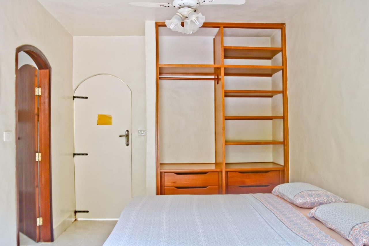 Casa Mani Bed and Breakfast Ubatuba Buitenkant foto